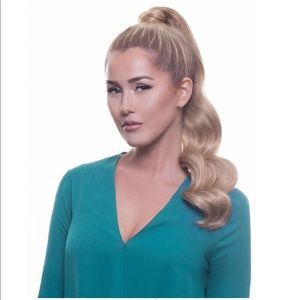 Bellami 22 inch it’s a Wrap Faux Ponytail